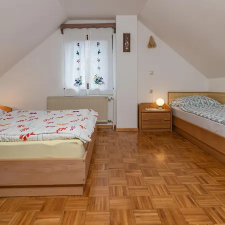 Pri Srni Vakantiehuis