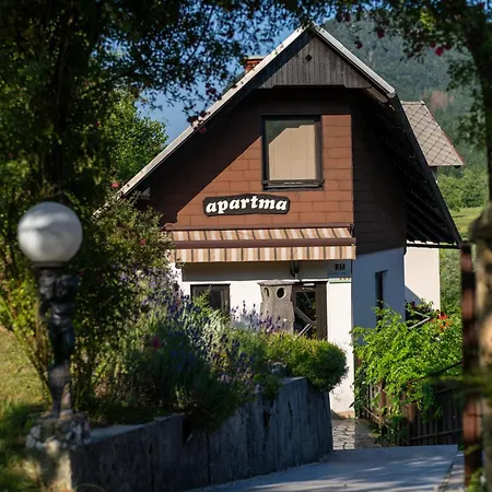 Holiday Pri Srni Prázdninový dům Bohinj